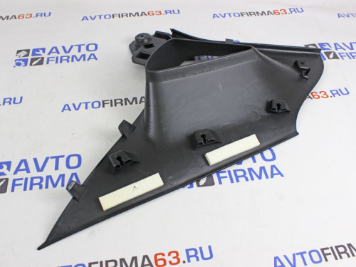 Обивка стойки задка правая Лада Веста черная