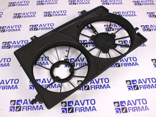 Диффузор (кожух) на вентилятор охлаждения радиатора двигателя а/м 2170-2172 c кондиционером Hella в интернет-магазине avtofirma63.ru 