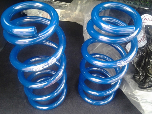 Пружины передних стоек ВАЗ 2108-2112, -90 мм Клаксон в интернет-магазине avtofirma63.ru 