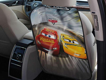 Детская защитная накидка на спинку сиденья в автомобиль Disney Тачки гонка в интернет-магазине avtofirma63.ru 