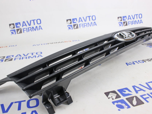 Заводская решетка радиатора Лада Калина в интернет-магазине avtofirma63.ru 