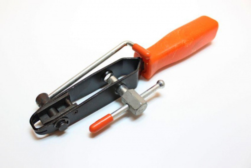 Приспособление для затягивания ленточных хомутов ШРУС в интернет-магазине avtofirma63.ru 