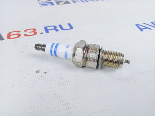 Свеча зажигания Bosch Platinum на 8 кл Ваз 2108-21099 в интернет-магазине avtofirma63.ru 