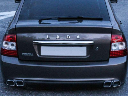 Насадки на глушитель «AMG» Лада Приора 2 в интернет-магазине avtofirma63.ru 