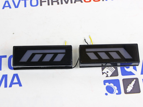 Светодиодные повторители поворота на Нива 4х4 четыре полосы