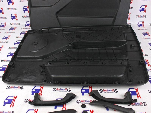 Оригинальная обшивка дверей Нива Урбан с комплектующими