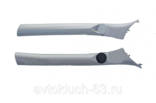 Облицовка стоек под твитер на ВАЗ 2190 Лада Гранта (высокочастотники направлены в салон)