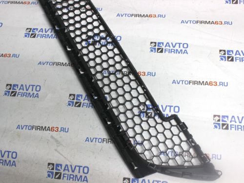 Решетка переднего бампера нижняя Лада Ларгус в интернет-магазине avtofirma63.ru 
