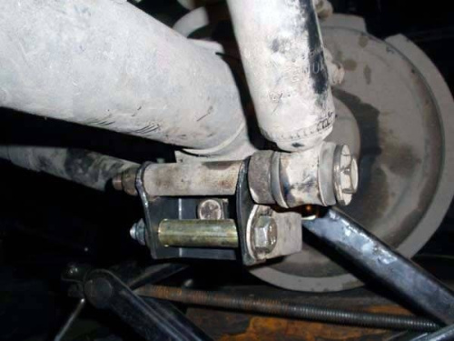 Проставки под задние амортизаторы для а/м 2121, 2131 на Лада 4x4 Нива
