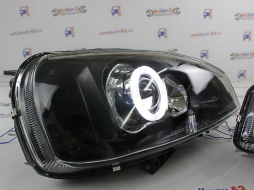 Фары передние на Лада Калина черные с линзой и ангельскими глазками