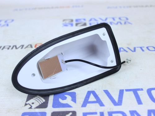 Антенна плавник на крышу автомобиля