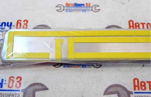 Накладки на пороги для а/м 2190 хром с гравировкой в интернет-магазине avtofirma63.ru 