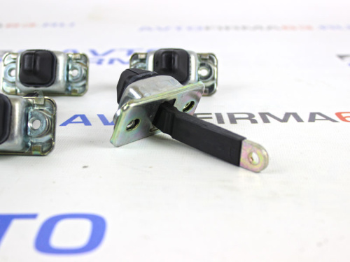 Ограничители дверей на три положения фиксации для а/м 2170, 2110, 2111, 2112