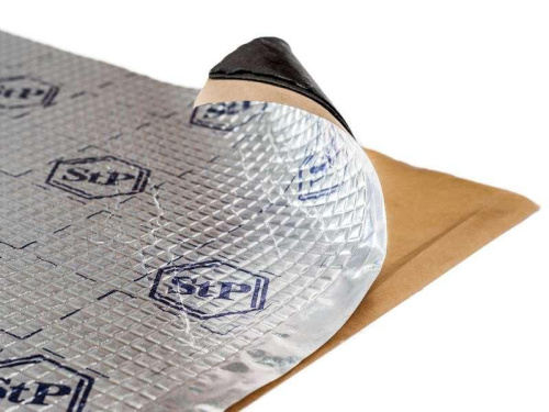 Виброшумоизоляция 750х470 мм STD на Лада Ларгус