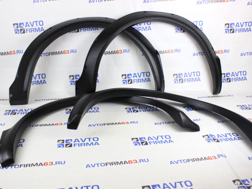Расширители колёсных арок (фендеры) гладкие Razor с имитацией вырезов под болты на Нива 4х4 Урбан 3-х дверную в интернет-магазине avtofirma63.ru 