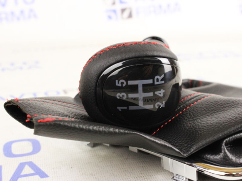 Ручка КПП на Лада Гранта, Калина 2 тросовый привод в стиле Веста с чехлом рамка хром Sal-Man