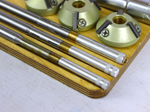 Регулируемые шарошки (зенкеры) для ремонта седел клапанов O40.34 в интернет-магазине avtofirma63.ru 