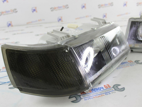 Тюнинг фары ВАЗ 2110 с Би линзой ангельскими глазками черной маской и бегающим поворотником