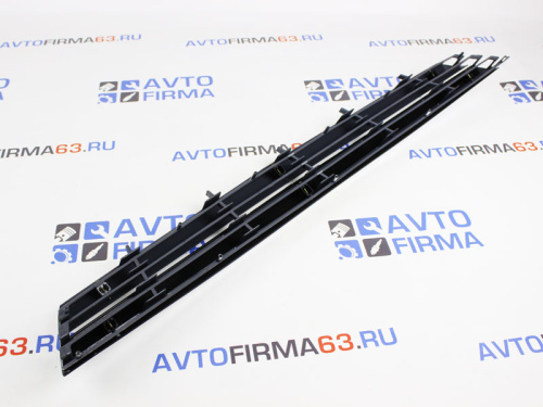 Декоративная решетка радиатора 2 широкие лопасти, хром на Лада Приора в интернет-магазине avtofirma63.ru 