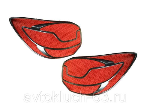 Накладки на задние фонари на Лада Гранта Лифтбэк