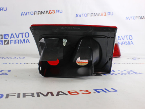 Задние фонари для а/м 2110 клюшки красные с белой полосой СЕВиЕМ