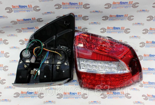 Фонари задние светодиодные Лада Гранта красно-белые ZFT-310 LED