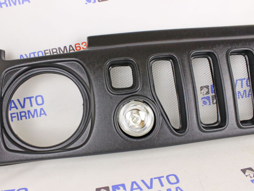 Решетка маска с белыми ДХО на Лада Нива 4х4 в интернет-магазине avtofirma63.ru 