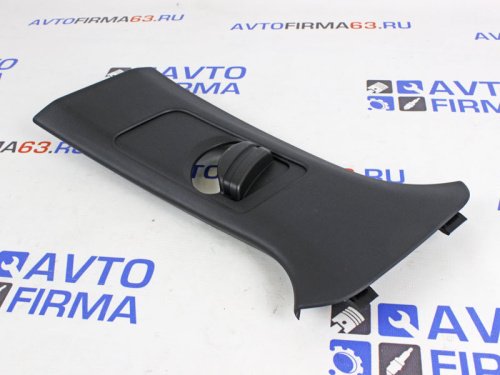 Обивка центральной стойки верхняя левая Лада Веста Sport, черная