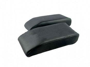 Чехлы на подлокотники экокожа с перфорацией для Лада Нива 4х4, Шевроле Нива Аламар (120мм)