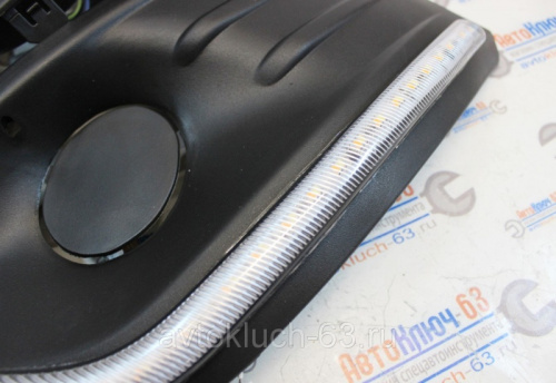 Рамки ПТФ с ДХО и бегающими поворотниками для Лада Ларгус Рамки ПТФ с ДХО и бегающими поворотниками для Лада Ларгус