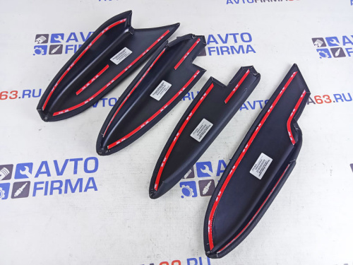Подлокотники дверей Лада Веста Premium
