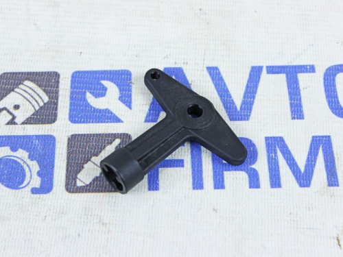 Ключ для снятия колпака литого диска R-90 и Рено в интернет-магазине avtofirma63.ru 