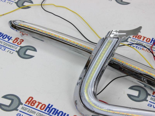 ДХО с бегающими поворотниками для Лада Веста Sal-Man