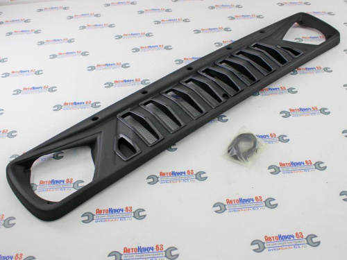 Злая решетка радиатора черная матовая с окошками шагрень для а/м 2121, 2121 Урбан без значка в интернет-магазине avtofirma63.ru 