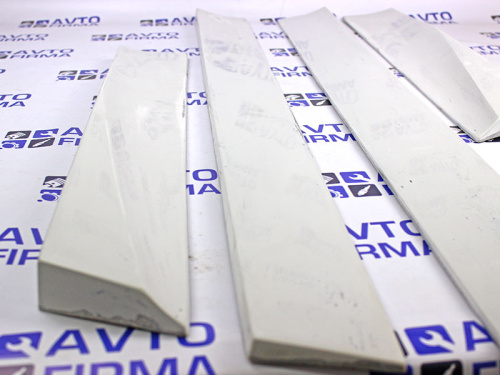 Накладки на низ дверей Титан Рейсинг для ВАЗ 2110 в интернет-магазине avtofirma63.ru 