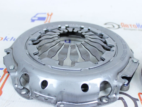 Комплект сцепления 16 кл на Лада Ларгус