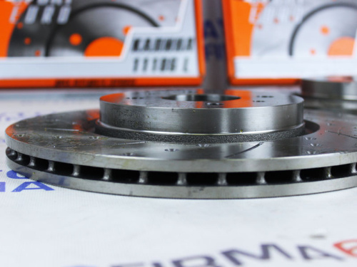 Передние тормозные диски R15, вентилируемые с перфорацией и насечками для а/м 1117-1119, 2190-2194, Alnas sport в интернет-магазине avtofirma63.ru 