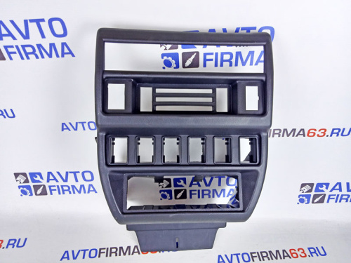 Панель приемника на Лада Нива 4х4