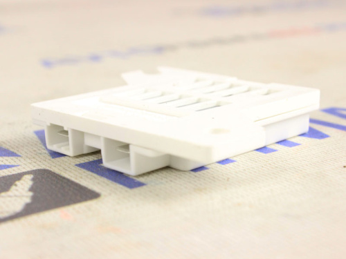 Реле регулятор напряжения 83.3702 (аналог 121.3702) для генератора на ВАЗ 2101.