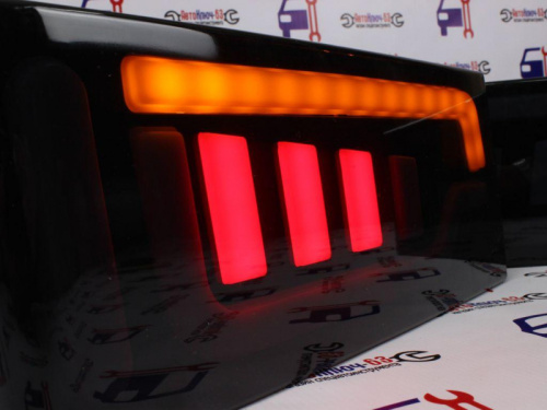 Задние фонари диодные для а/м 2109-2114 тонированные с бегающим поворотником