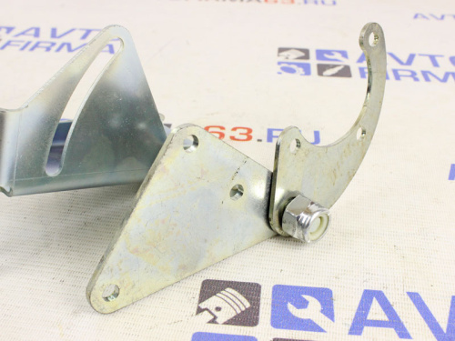 Кронштейн насоса гидроусилителя руля на ВАЗ 21214 инжектор от интернет-магазина avtofirma63.ru 