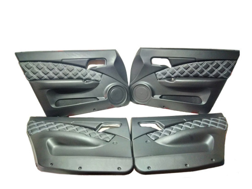 Обивки дверей кожзам со вставкой из экокожи для а/м 2110, 2111, 2112 ЛЮКС-2