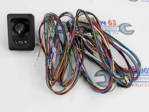 Жгут и джойстик для подключения зеркал с электроприводом и обогревом в интернет-магазине avtofirma63.ru 