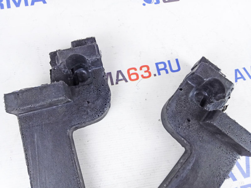 Комплект уплотнителей буферов капота на Лада Гранта