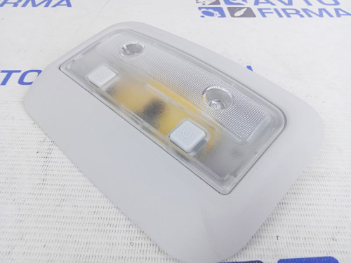 Плафон подсветки задней части салона на Лада Приора