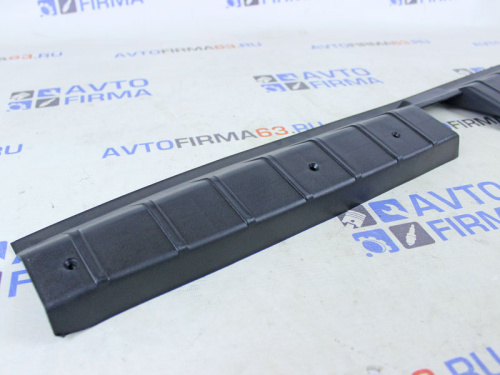 Накладка в проем багажника на Лада Нива 4х4