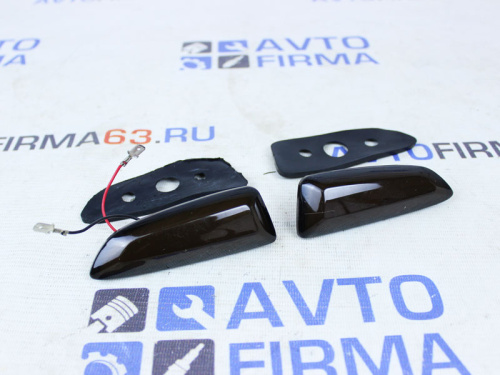 Повторители поворотников для ВАЗ 2108-21099, 2113-2115 плазма в крыло автомобиля