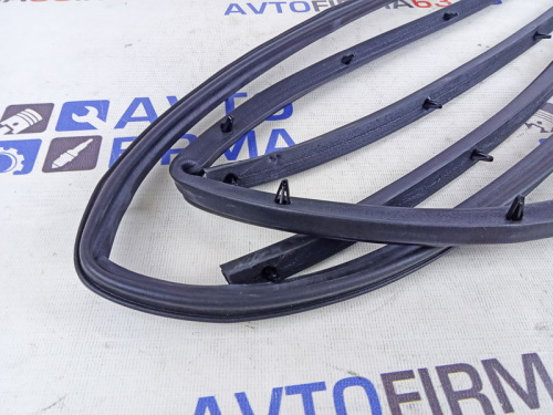 Комплект уплотнителей порогов автомобилей Лада Гранта, Калина, Датсун РГИ-135