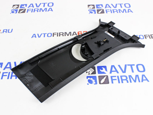 Обивка центральной стойки верхняя левая Лада Веста Sport, черная