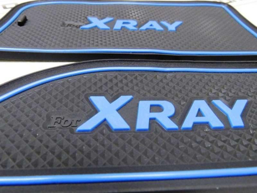 Силиконовые коврики на панель приборов Лада Икс Рей